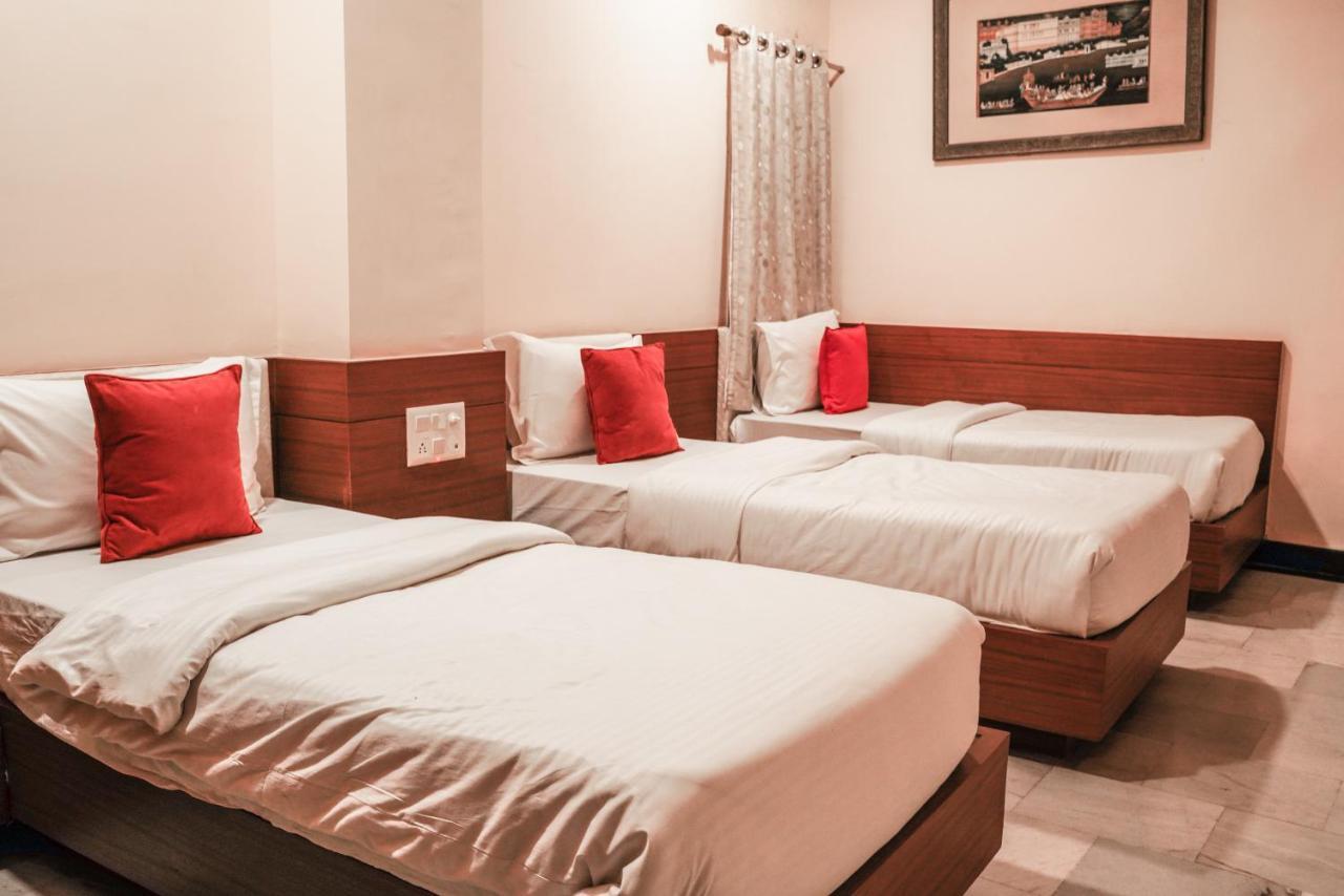 Hide-In Udaipur - A Lake View Boutique Hotel エクステリア 写真
