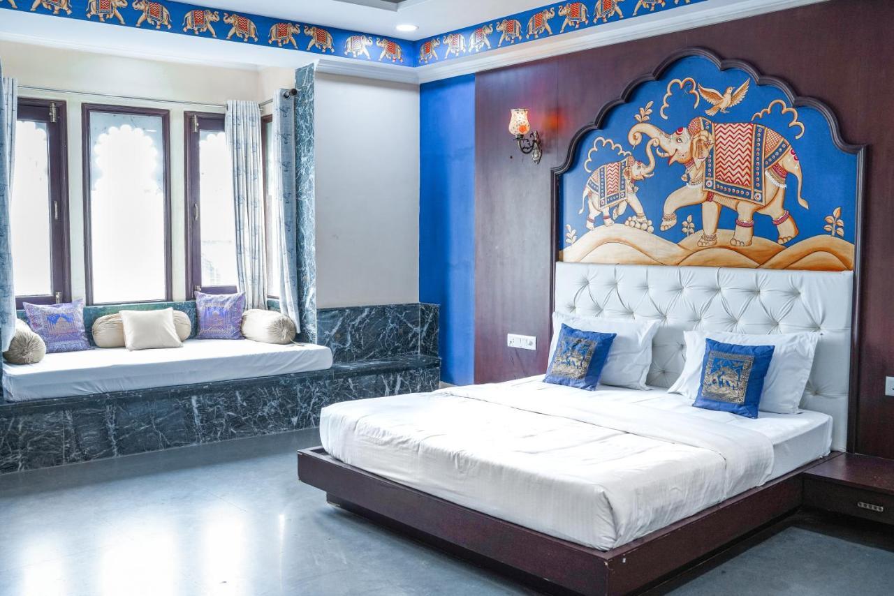 Hide-In Udaipur - A Lake View Boutique Hotel エクステリア 写真